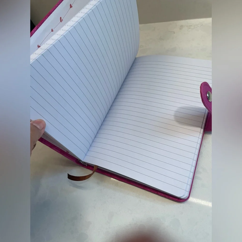 Pink‎ FAUX LEATHER Heart Design Padded Leatherette Cover Magnetic Clip Journal